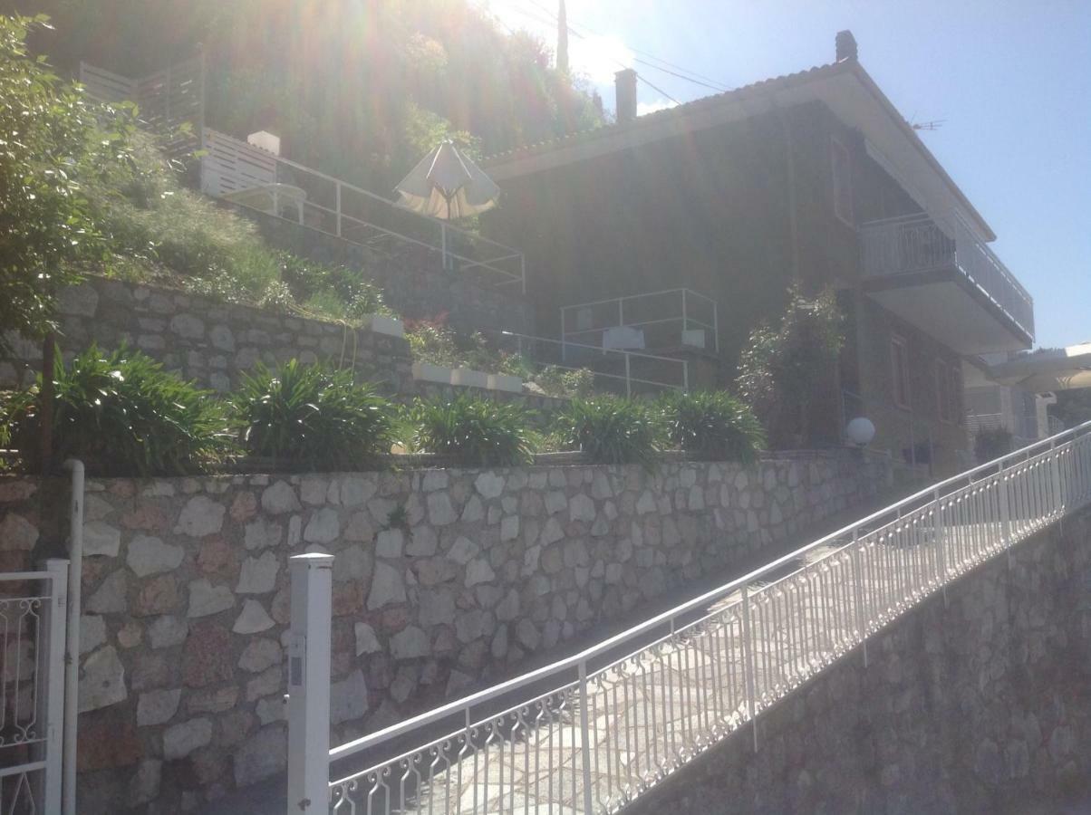 Villa Arianna Panoramic Apartments Malcesine Exteriér fotografie